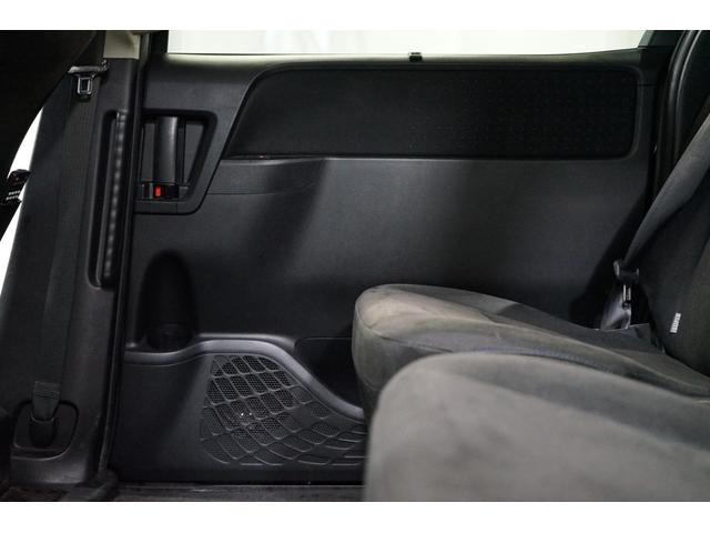 ヴォクシー ハイブリッドV 両側電動スライド モデリスタフルエアロ 9型TVナビ 7人乗り バックカメラ 11型後席モニター オートクルーズ 3列シート ETC スマートキー シートヒーター DVD再生 Bluetooth接続U(58枚目)