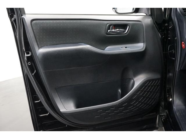 ヴォクシー ハイブリッドV 両側電動スライド モデリスタフルエアロ 9型TVナビ 7人乗り バックカメラ 11型後席モニター オートクルーズ 3列シート ETC スマートキー シートヒーター DVD再生 Bluetooth接続U(59枚目)