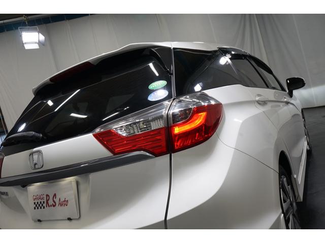 シャトル Ｇ　禁煙車　カロッツェリアナビＴＶ　バックカメラ　アイドリングストップ機能　スマートキー　記録簿　チップアップシート　ＣＤ／ＤＶＤ　Ｂｌｕｅｔｏｏｔｈ接続　ＥＴＣ　フルフラットシート　フルセグ　ステリモＵ（21枚目）