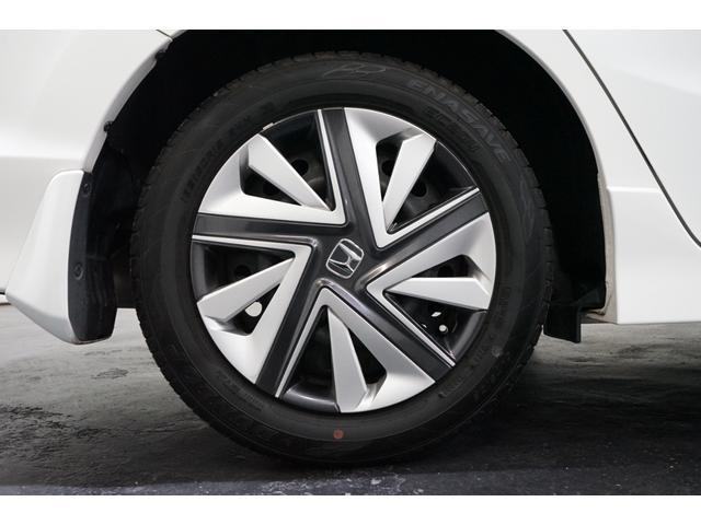 シャトル Ｇ　禁煙車　カロッツェリアナビＴＶ　バックカメラ　アイドリングストップ機能　スマートキー　記録簿　チップアップシート　ＣＤ／ＤＶＤ　Ｂｌｕｅｔｏｏｔｈ接続　ＥＴＣ　フルフラットシート　フルセグ　ステリモＵ（27枚目）