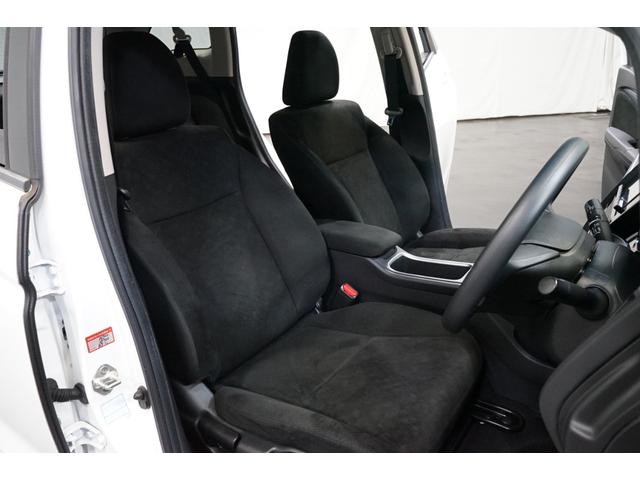 シャトル Ｇ　禁煙車　カロッツェリアナビＴＶ　バックカメラ　アイドリングストップ機能　スマートキー　記録簿　チップアップシート　ＣＤ／ＤＶＤ　Ｂｌｕｅｔｏｏｔｈ接続　ＥＴＣ　フルフラットシート　フルセグ　ステリモＵ（46枚目）