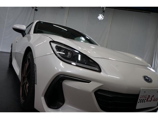 BRZ S 禁煙車 6速ミッション車 STIダウンサス STIマフラー 9型ナビ クルコン バックカメラ 18AW ハーフ革 シートヒーター DVD Bluetooth フルセグ ETC ローダウン スマートキー(18枚目)