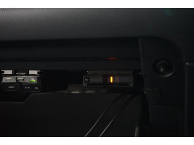 BRZ S 禁煙車 6速ミッション車 STIダウンサス STIマフラー 9型ナビ クルコン バックカメラ 18AW ハーフ革 シートヒーター DVD Bluetooth フルセグ ETC ローダウン スマートキー(42枚目)