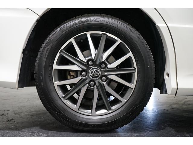 ヴォクシー ＺＳ　サンルーフ　両側電動スライド　９型ナビＴＶ　バックカメラ　１０．２型後席モニター　ＥＴＣ　ＣＤ／ＤＶＤ再生　Ｂｌｕｅｔｏｏｔｈ接続　７人乗り　３列シート　１６ＡＷ　ウォークスルー　ＬＥＤヘッドライトＵ（27枚目）