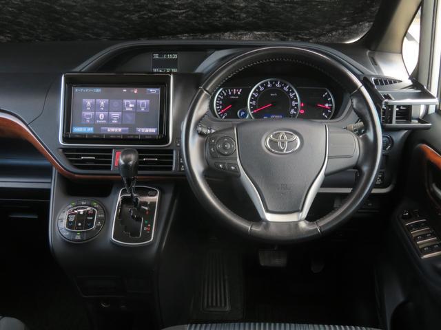 ヴォクシー ＺＳ　サンルーフ　両側電動スライド　９型ナビＴＶ　バックカメラ　１０．２型後席モニター　ＥＴＣ　ＣＤ／ＤＶＤ再生　Ｂｌｕｅｔｏｏｔｈ接続　７人乗り　３列シート　１６ＡＷ　ウォークスルー　ＬＥＤヘッドライトＵ（30枚目）