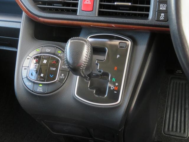 ヴォクシー ＺＳ　サンルーフ　両側電動スライド　９型ナビＴＶ　バックカメラ　１０．２型後席モニター　ＥＴＣ　ＣＤ／ＤＶＤ再生　Ｂｌｕｅｔｏｏｔｈ接続　７人乗り　３列シート　１６ＡＷ　ウォークスルー　ＬＥＤヘッドライトＵ（39枚目）