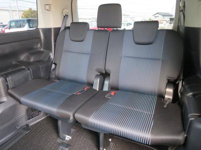 ヴォクシー ＺＳ　サンルーフ　両側電動スライド　９型ナビＴＶ　バックカメラ　１０．２型後席モニター　ＥＴＣ　ＣＤ／ＤＶＤ再生　Ｂｌｕｅｔｏｏｔｈ接続　７人乗り　３列シート　１６ＡＷ　ウォークスルー　ＬＥＤヘッドライトＵ（51枚目）