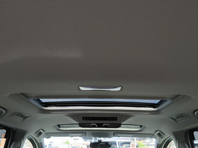 ヴォクシー ＺＳ　サンルーフ　両側電動スライド　９型ナビＴＶ　バックカメラ　１０．２型後席モニター　ＥＴＣ　ＣＤ／ＤＶＤ再生　Ｂｌｕｅｔｏｏｔｈ接続　７人乗り　３列シート　１６ＡＷ　ウォークスルー　ＬＥＤヘッドライトＵ（52枚目）