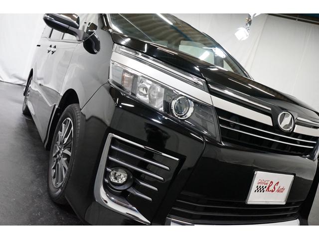 ヴォクシー ＺＳ　煌ＩＩ　禁煙車　ワンオーナー　両側電動スライド　９型ナビＴＶ　バックカメラ　７人乗り　１２．１型フリップダウン　プリクラッシュ　ＥＴＣ　ＣＤ／ＤＶＤ　Ｂｌｕｅｔｏｏｔｈ接続　フルセグ　アイドリングストップ　Ｕ（18枚目）