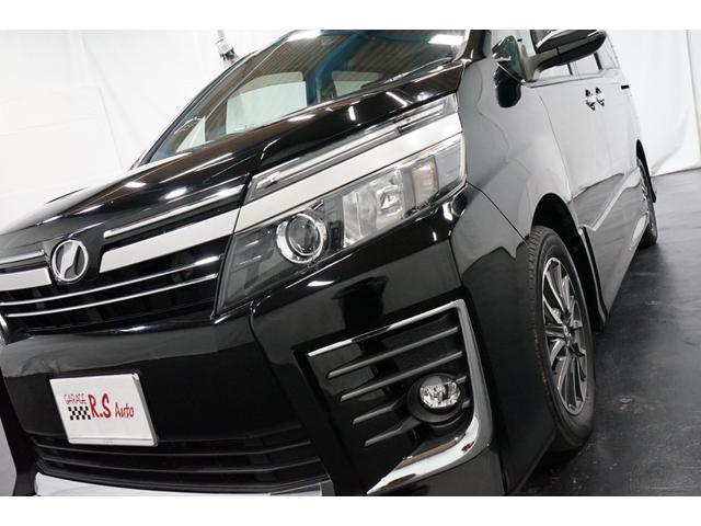 ヴォクシー ＺＳ　煌ＩＩ　禁煙車　ワンオーナー　両側電動スライド　９型ナビＴＶ　バックカメラ　７人乗り　１２．１型フリップダウン　プリクラッシュ　ＥＴＣ　ＣＤ／ＤＶＤ　Ｂｌｕｅｔｏｏｔｈ接続　フルセグ　アイドリングストップ　Ｕ（19枚目）