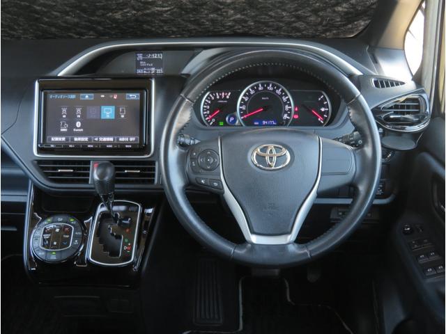 ヴォクシー ＺＳ　煌ＩＩ　禁煙車　ワンオーナー　両側電動スライド　９型ナビＴＶ　バックカメラ　７人乗り　１２．１型フリップダウン　プリクラッシュ　ＥＴＣ　ＣＤ／ＤＶＤ　Ｂｌｕｅｔｏｏｔｈ接続　フルセグ　アイドリングストップ　Ｕ（30枚目）