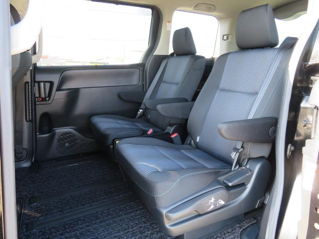 ヴォクシー ＺＳ　煌ＩＩ　禁煙車　ワンオーナー　両側電動スライド　９型ナビＴＶ　バックカメラ　７人乗り　１２．１型フリップダウン　プリクラッシュ　ＥＴＣ　ＣＤ／ＤＶＤ　Ｂｌｕｅｔｏｏｔｈ接続　フルセグ　アイドリングストップ　Ｕ（50枚目）