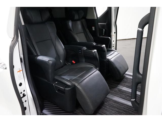 ヴェルファイア 2.5Z Gエディション 後期 禁煙車 両側電動スライドドア サンルーフ 黒革 10型ナビTV 12型フリップダウン 18AW プリクラッシュ レーダークルーズ ETC 7人乗り シートエアコン DVD Bluetooth接続(49枚目)