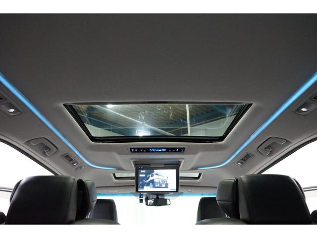 ヴェルファイア 2.5Z Gエディション 後期 禁煙車 両側電動スライドドア サンルーフ 黒革 10型ナビTV 12型フリップダウン 18AW プリクラッシュ レーダークルーズ ETC 7人乗り シートエアコン DVD Bluetooth接続(52枚目)