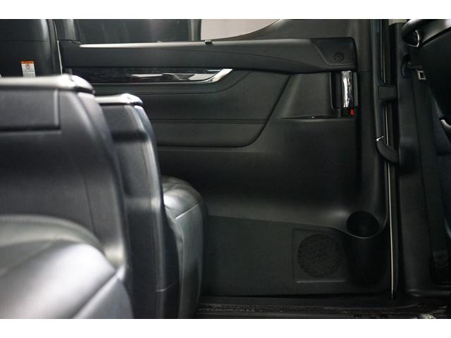 ヴェルファイア 2.5Z Gエディション 後期 禁煙車 両側電動スライドドア サンルーフ 黒革 10型ナビTV 12型フリップダウン 18AW プリクラッシュ レーダークルーズ ETC 7人乗り シートエアコン DVD Bluetooth接続(60枚目)