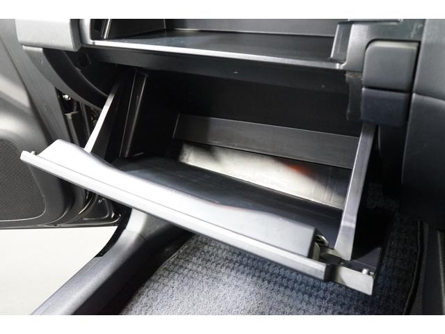 プリウス G ハイブリッド 禁煙車 後期 モデリスタフルエアロ 8型ナビTV バックカメラ ETC オートクルーズ ツーリング仕様17AW ハーフ黒革 パワーシート CD/DVD再生 Bluetooth接続 アイドリングストップ(39枚目)