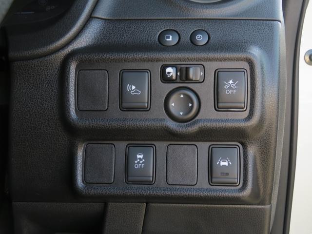 ノート e-パワー X ハイブリッド 禁煙車 後期型 TVナビ 全方位カメラ 点検記録簿 エマージェンシーブレーキ レーンアシスト LEDヘッド オートライト スマートキー ETC フルセグ CD DVD Bluetooth接続 15AW(6枚目)