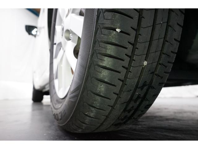 ノート e-パワー X ハイブリッド 禁煙車 後期型 TVナビ 全方位カメラ 点検記録簿 エマージェンシーブレーキ レーンアシスト LEDヘッド オートライト スマートキー ETC フルセグ CD DVD Bluetooth接続 15AW(29枚目)