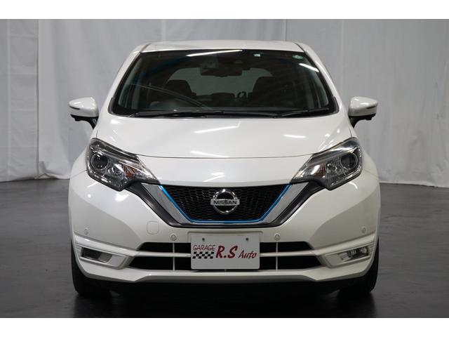 ノート e-パワー X ハイブリッド 禁煙車 後期型 TVナビ 全方位カメラ 点検記録簿 エマージェンシーブレーキ レーンアシスト LEDヘッド オートライト スマートキー ETC フルセグ CD DVD Bluetooth接続 15AW(62枚目)