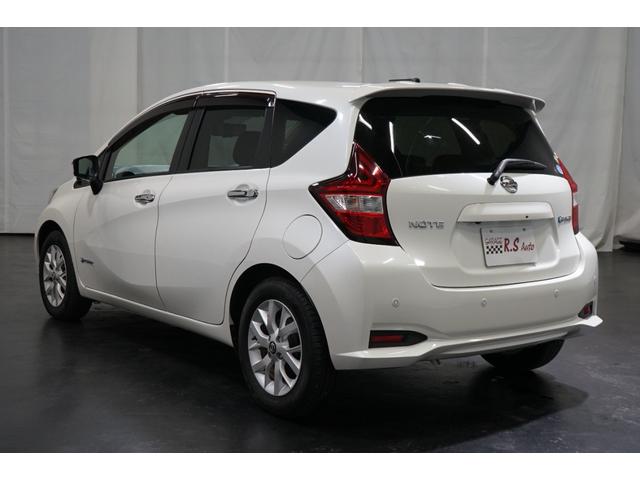 ノート e-パワー X ハイブリッド 禁煙車 後期型 TVナビ 全方位カメラ 点検記録簿 エマージェンシーブレーキ レーンアシスト LEDヘッド オートライト スマートキー ETC フルセグ CD DVD Bluetooth接続 15AW(69枚目)