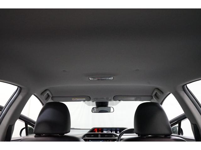 アクア Ｇブラックソフトレザーセレクション　ハイブリッド　禁煙車　中期型　黒革シート　スマートキー　ＴＶナビ　バックカメラ　プリクラッシュセーフティ　クルーズコントロール　ＥＴＣ　アイドリングストップ　ＣＤ／ＤＶＤ再生　Ｂｌｕｅｔｏｏｔｈ接続　シートヒーター（52枚目）