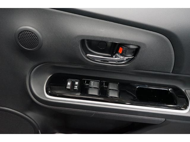 アクア Ｇブラックソフトレザーセレクション　ハイブリッド　禁煙車　中期型　黒革シート　スマートキー　ＴＶナビ　バックカメラ　プリクラッシュセーフティ　クルーズコントロール　ＥＴＣ　アイドリングストップ　ＣＤ／ＤＶＤ再生　Ｂｌｕｅｔｏｏｔｈ接続　シートヒーター（56枚目）