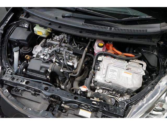 アクア Ｇブラックソフトレザーセレクション　ハイブリッド　禁煙車　中期型　黒革シート　スマートキー　ＴＶナビ　バックカメラ　プリクラッシュセーフティ　クルーズコントロール　ＥＴＣ　アイドリングストップ　ＣＤ／ＤＶＤ再生　Ｂｌｕｅｔｏｏｔｈ接続　シートヒーター（61枚目）