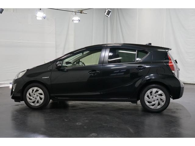 アクア Ｇブラックソフトレザーセレクション　ハイブリッド　禁煙車　中期型　黒革シート　スマートキー　ＴＶナビ　バックカメラ　プリクラッシュセーフティ　クルーズコントロール　ＥＴＣ　アイドリングストップ　ＣＤ／ＤＶＤ再生　Ｂｌｕｅｔｏｏｔｈ接続　シートヒーター（64枚目）