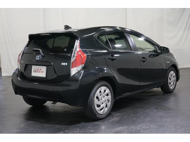 アクア Ｇブラックソフトレザーセレクション　ハイブリッド　禁煙車　中期型　黒革シート　スマートキー　ＴＶナビ　バックカメラ　プリクラッシュセーフティ　クルーズコントロール　ＥＴＣ　アイドリングストップ　ＣＤ／ＤＶＤ再生　Ｂｌｕｅｔｏｏｔｈ接続　シートヒーター（68枚目）