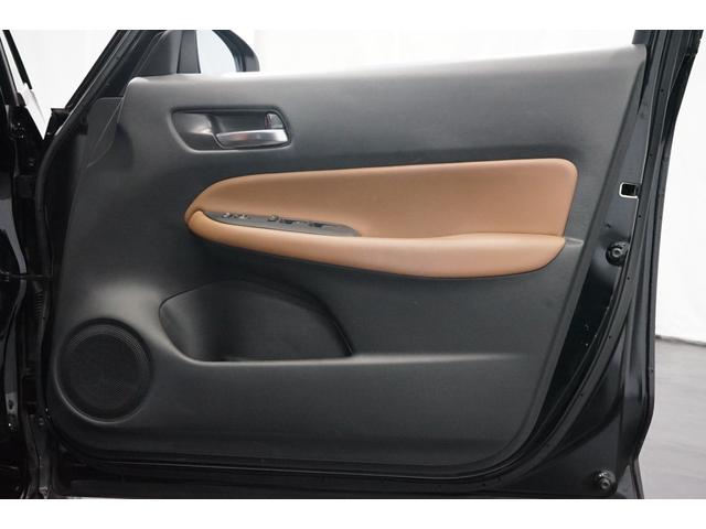 フィット ｅ：ＨＥＶリュクス　禁煙車　ホンダセンシング　Ｇａｔｈｅｒｓ製９インチナビ　バックカメラ　衝突軽減　レーダークルーズ　ハーフレザー　スマートキー　ＥＴＣ　フルセグＴＶ　ＣＤ／ＤＶＤ再生　Ｂｌｕｅｔｏｏｔｈ接続　点検記録簿（55枚目）