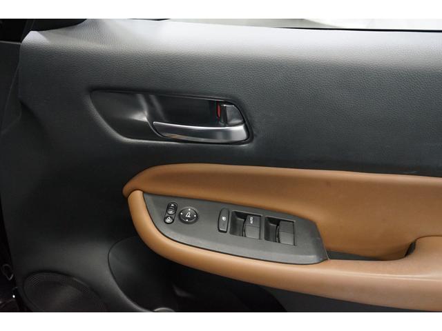 フィット ｅ：ＨＥＶリュクス　禁煙車　ホンダセンシング　Ｇａｔｈｅｒｓ製９インチナビ　バックカメラ　衝突軽減　レーダークルーズ　ハーフレザー　スマートキー　ＥＴＣ　フルセグＴＶ　ＣＤ／ＤＶＤ再生　Ｂｌｕｅｔｏｏｔｈ接続　点検記録簿（56枚目）