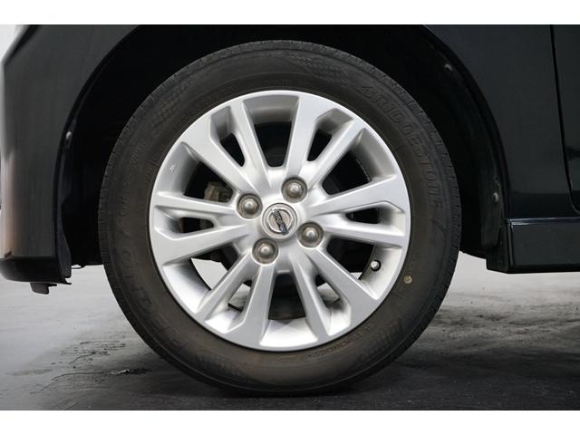 �y�t�����g�����^�C���̑S�́z������̎��q�͉摜�̂悤�ȃz�C�[���𑕒����Ă���܂��B�ʂ̃z�C�[���ɕς������I�Ƃ������q�l�́A�c�ƃX�^�b�t�܂ł����k���������B�ꏏ�Ɏ����D�݂̂P��Ɏd�グ�Ă����܂��傤�I�I