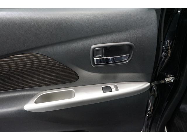 �T�l���ƂV�l���ɕ�����܂��B�v���E�X�o�g�u�́A�S�l���ƂT�l���̐ݒ肪����܂��B�~�j�o���n�ł̓A���t�@�[�h�A���F���t�@�C�A�A�G���O�����h�A���H�N�V�[�A�m�A�A�G�X�N�@�C�A�A�X�e�b�v���S���A�Z���i�A