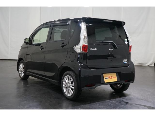 �����i�ւ̂������A���Ђ����k���������I�O���E�����E����E�S�v�c�E�T�����[�t�E�^�[�{�E�}�j���A���ԁE�Փ˔�Q�y���E�t���G�A���ȂǓ��X�̎Ԃ̃X�y�V�����X�g�����q�l�̃j�[�Y�ɍ��킹�����Ԃ����T���v���܂��I