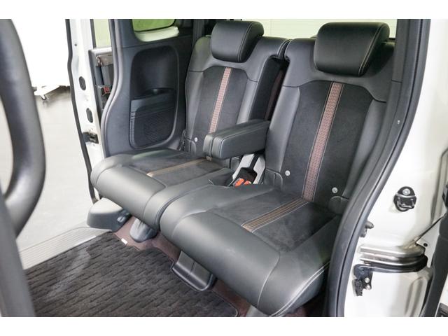 Ｎ－ＢＯＸカスタム Ｇ・Ｌターボホンダセンシング　禁煙車　軽自動車　両側電動スライドドア　衝突軽減ブレーキ　黒ハーフレザー　８型ナビＴＶ　バックカメラ　レーダークルーズ　ＣＤ／ＤＶＤ再生　Ｂｌｕｅｔｏｏｔｈ接続　ＥＴＣ　ＵＳＢ　オートライト　１５ＡＷ（16枚目）