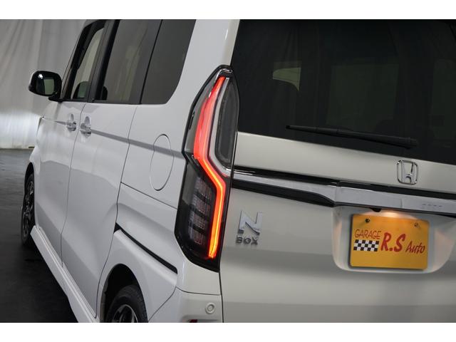 Ｎ－ＢＯＸカスタム Ｇ・Ｌターボホンダセンシング　禁煙車　軽自動車　両側電動スライドドア　衝突軽減ブレーキ　黒ハーフレザー　８型ナビＴＶ　バックカメラ　レーダークルーズ　ＣＤ／ＤＶＤ再生　Ｂｌｕｅｔｏｏｔｈ接続　ＥＴＣ　ＵＳＢ　オートライト　１５ＡＷ（20枚目）