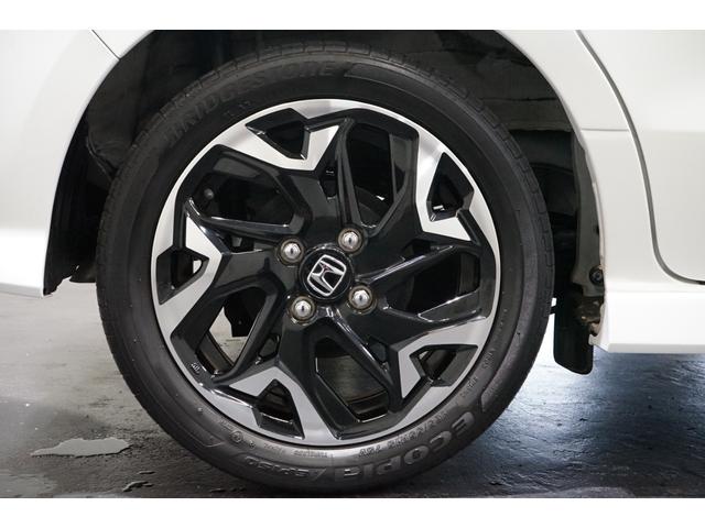 Ｎ－ＢＯＸカスタム Ｇ・Ｌターボホンダセンシング　禁煙車　軽自動車　両側電動スライドドア　衝突軽減ブレーキ　黒ハーフレザー　８型ナビＴＶ　バックカメラ　レーダークルーズ　ＣＤ／ＤＶＤ再生　Ｂｌｕｅｔｏｏｔｈ接続　ＥＴＣ　ＵＳＢ　オートライト　１５ＡＷ（27枚目）