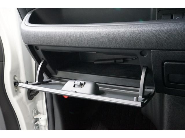 Ｎ－ＢＯＸカスタム Ｇ・Ｌターボホンダセンシング　禁煙車　軽自動車　両側電動スライドドア　衝突軽減ブレーキ　黒ハーフレザー　８型ナビＴＶ　バックカメラ　レーダークルーズ　ＣＤ／ＤＶＤ再生　Ｂｌｕｅｔｏｏｔｈ接続　ＥＴＣ　ＵＳＢ　オートライト　１５ＡＷ（41枚目）