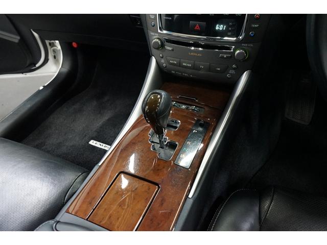 ���S���S�A�^�]���₷���y�`�s�ԁz�ł��B�V�t�g���ǂ��ɓ����Ă��邩�A���[�^�[���̃f�B�X�v���C�ɕ\�������ڗđR�I�T�C�h�u���[�L�͓��ݍ��ރ^�C�v�ŁA�����Y����N���ɂ����ł��B�V���v���ő��삵�₷���Ԃł��B