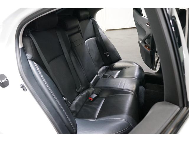 �r�t�u�n�̐l�C�Ԃ́A���C�Y�A���b�L�[�A�����X�N���X�A�J���[���N���X�A�t�H���X�^�[�A�b�w�|�T�A�b�w�W�A�q�`�u�S�A�A�E�g�����_�[�o�g�d�u�A�����N���v���h�A�W�[�v�����O���[������\��ł��B�~�j�o���̐l�C�Ԃ�