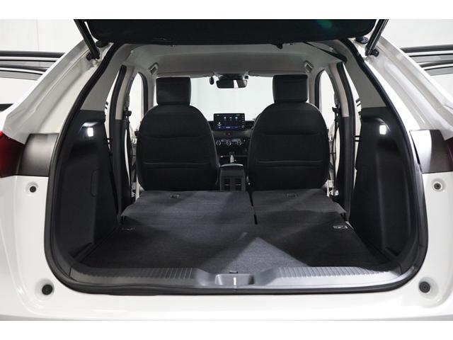 ヴェゼル ｅ：ＨＥＶ　Ｚ　禁煙車　ワンオーナー　９型ナビＴＶ　バックカメラ　衝突軽減ブレーキ　ＣＭＢＳ　レーダークルーズ　ハーフ革　ＥＴＣ　ＣＤ／ＤＶＤ　Ｂｌｕｅｔｏｏｔｈ接続　電動リアゲート　シートヒーター　ホンダセンシング（53枚目）