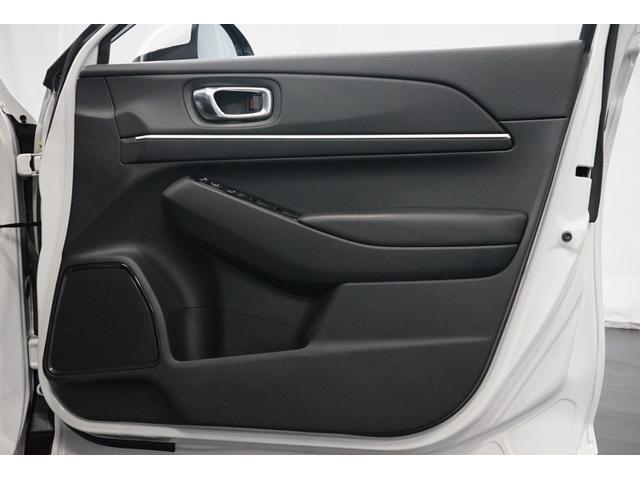 ヴェゼル ｅ：ＨＥＶ　Ｚ　禁煙車　ワンオーナー　９型ナビＴＶ　バックカメラ　衝突軽減ブレーキ　ＣＭＢＳ　レーダークルーズ　ハーフ革　ＥＴＣ　ＣＤ／ＤＶＤ　Ｂｌｕｅｔｏｏｔｈ接続　電動リアゲート　シートヒーター　ホンダセンシング（55枚目）