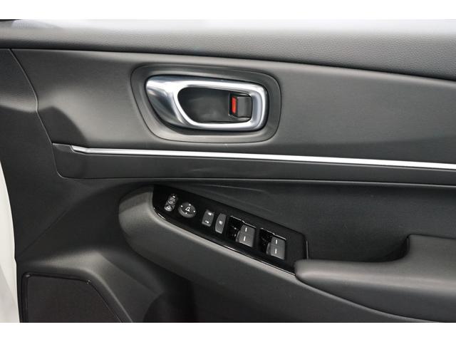 ヴェゼル ｅ：ＨＥＶ　Ｚ　禁煙車　ワンオーナー　９型ナビＴＶ　バックカメラ　衝突軽減ブレーキ　ＣＭＢＳ　レーダークルーズ　ハーフ革　ＥＴＣ　ＣＤ／ＤＶＤ　Ｂｌｕｅｔｏｏｔｈ接続　電動リアゲート　シートヒーター　ホンダセンシング（56枚目）