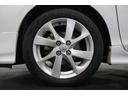 【フロント左側タイヤの全体】こちらの車輌は画像のようなホイールを装着しております。別のホイールに変えたい！というお客様は、営業スタッフまでご相談ください。一緒に自分好みの１台に仕上げていきましょう！！
