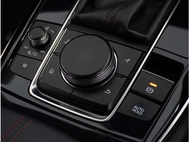 �y�R�}���_�[�X�C�b�`�z�e��ʂւ̃X�C�b�`����ƁA�R�}���_�[���삪�ł��܂��B�茳�����Ȃ��Ă��A�e��ʂɐ؂�ւ��邱�Ƃ��ł��܂��B