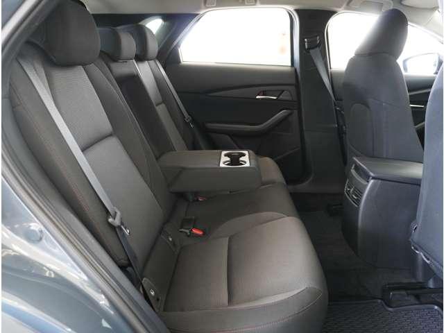 �y�㕔���ȁz�h�A�̊J�p�x���傫�����~�肪�y�ɂł��āA���A�V�[�g���L�����܂��B�������L���ł��B