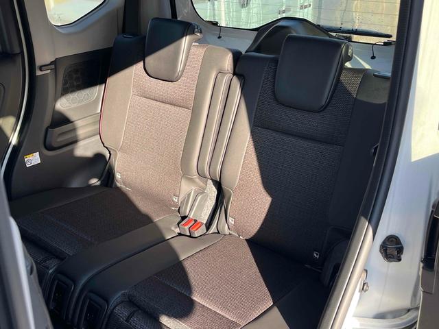 スペーシアカスタム ハイブリッドＸＳ　全周囲カメラ　両側電動スライドドア　ナビ　ＴＶ　クリアランスソナー　オートクルーズコントロール　レーンアシスト　衝突被害軽減システム　オートライト　ＬＥＤヘッドランプ　スマートキー（21枚目）