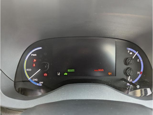 ヤリスクロス ハイブリッドZ ドライブレコーダー ETC 全周囲カメラ クリアランスソナー オートクルーズコントロール レーンアシスト パワーシート 衝突被害軽減システム オートマチックハイビーム オートライト LEDヘッドランプ(41枚目)