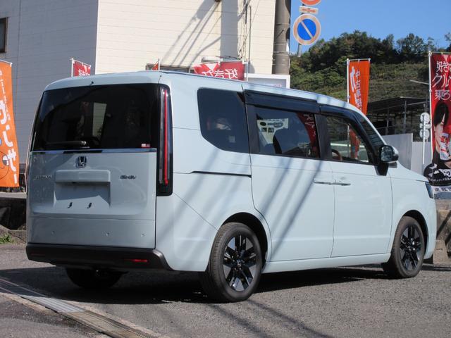 ステップワゴン e:HEVエアー 11.4インチHondaCONNECTナビ 純正3カメラドライブレコーダー Honda SENSING バックカメラ 前後パーキングセンサー ETC2.0 純正16AW スペアキー 純正フロアマット(2枚目)