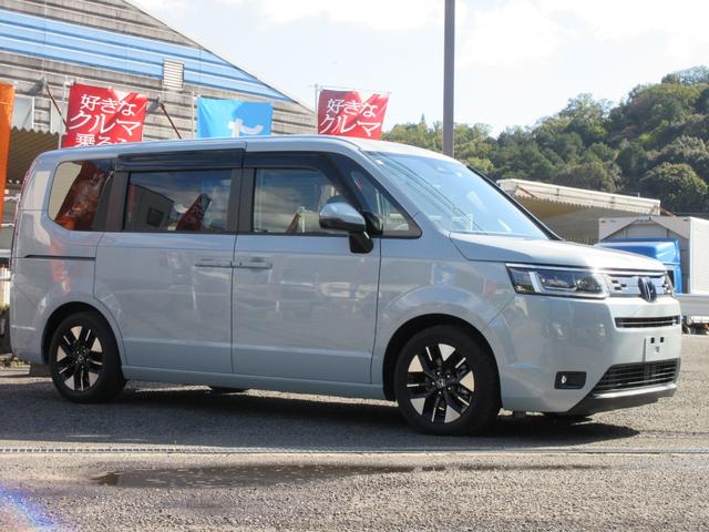 ステップワゴン e:HEVエアー 11.4インチHondaCONNECTナビ 純正3カメラドライブレコーダー Honda SENSING バックカメラ 前後パーキングセンサー ETC2.0 純正16AW スペアキー 純正フロアマット(5枚目)